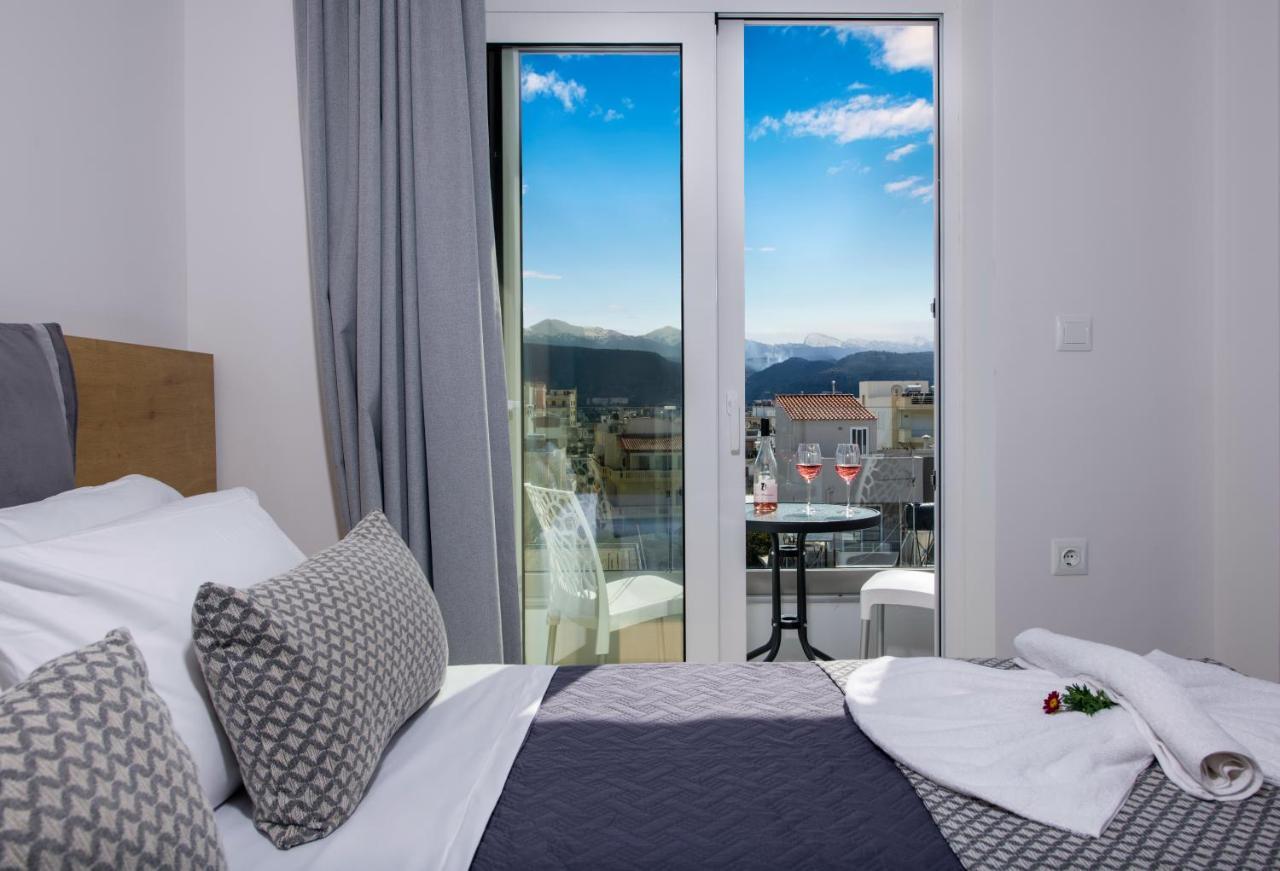 Deluxe City Hotel Chrissi Akti Chania Exterior foto